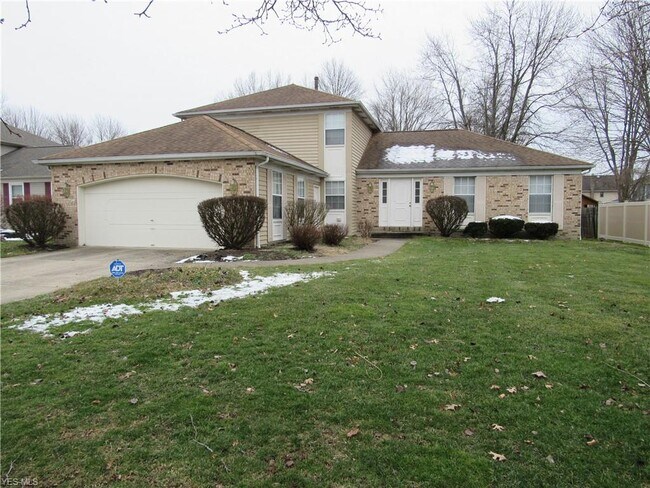 Primary Photo - 26929 Heatherwood Cir