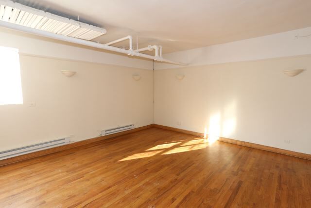 Building Photo - 3456 N Sheffield