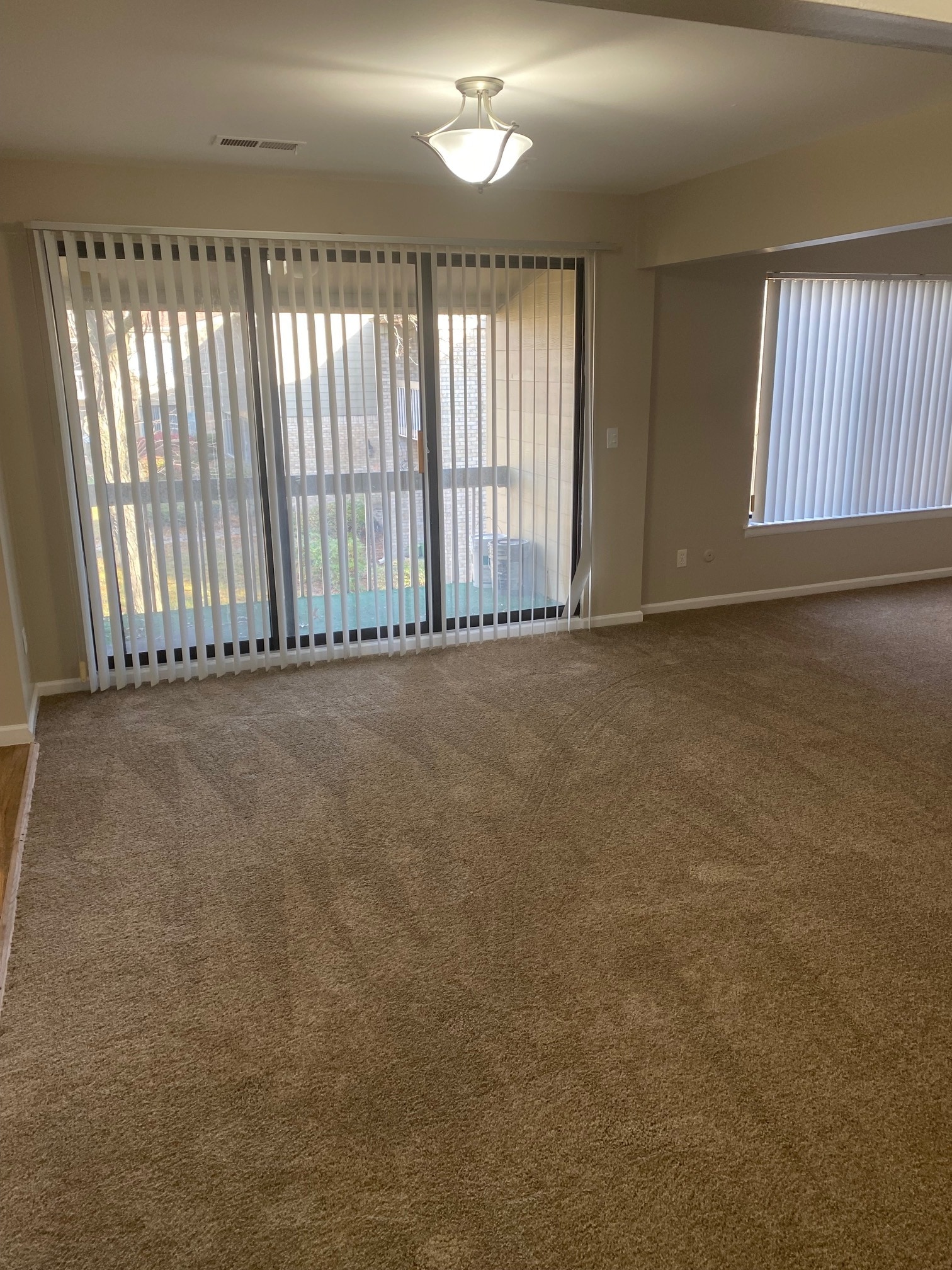 Dining Room - 16150 N Park Dr