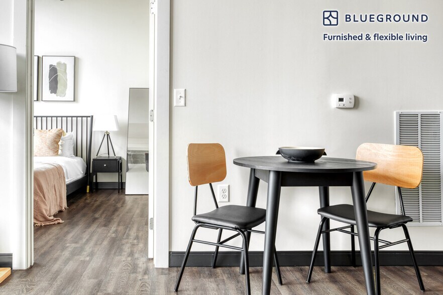 Building Photo - 625 H St NE