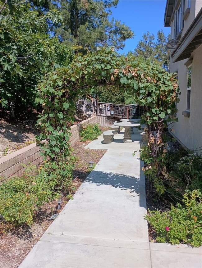 Building Photo - 33001 Sage Ct