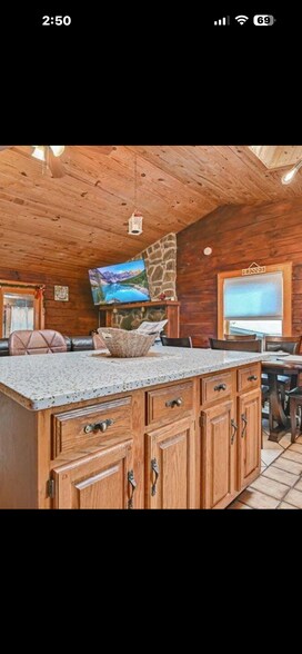 Building Photo - 993 Country Place Dr