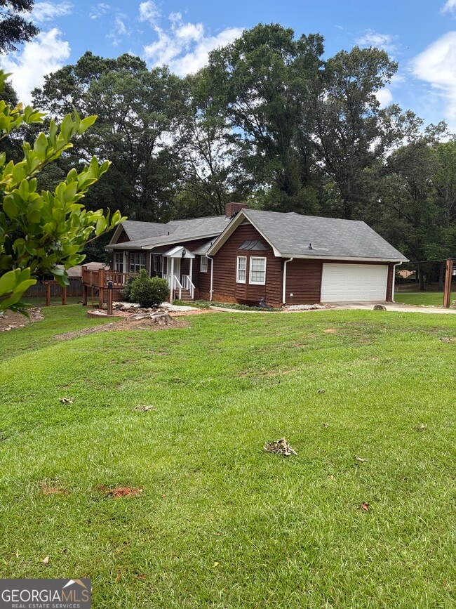 Building Photo - 105 Braemar Dr