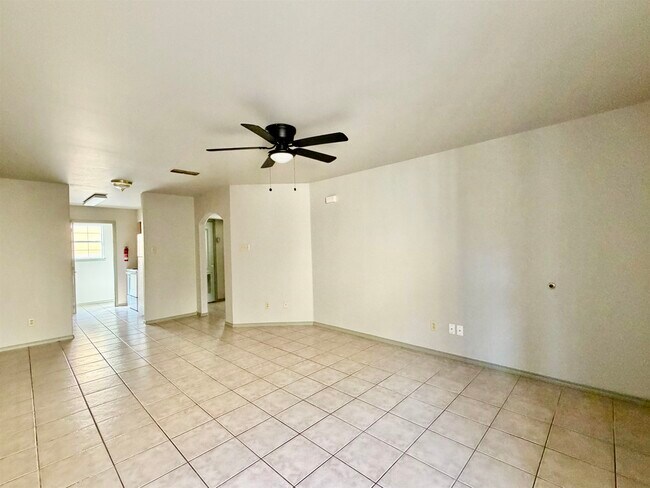 Building Photo - 507 Shiloh Dr