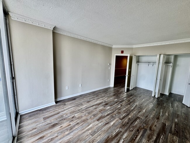 Building Photo - 28 Allegheny Ave