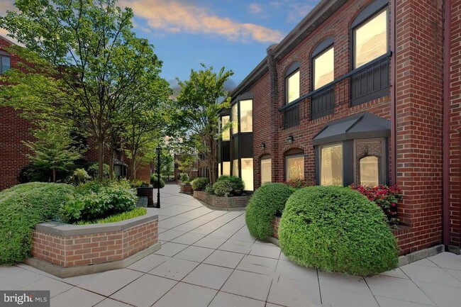 Building Photo - 1008 Paper Mill Ct
