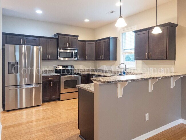 Building Photo - 110 Roughleaf Trail