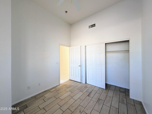 Building Photo - 3028 N 109th Ave