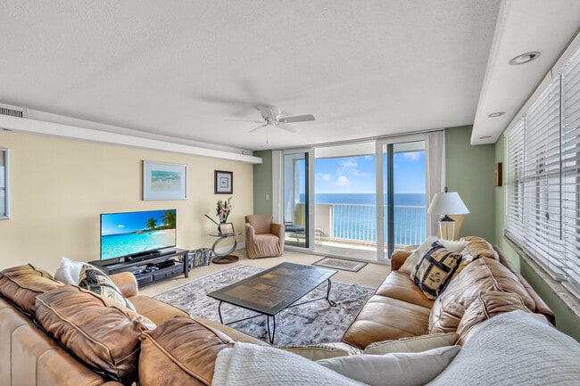 Building Photo - 3000 S Ocean Dr