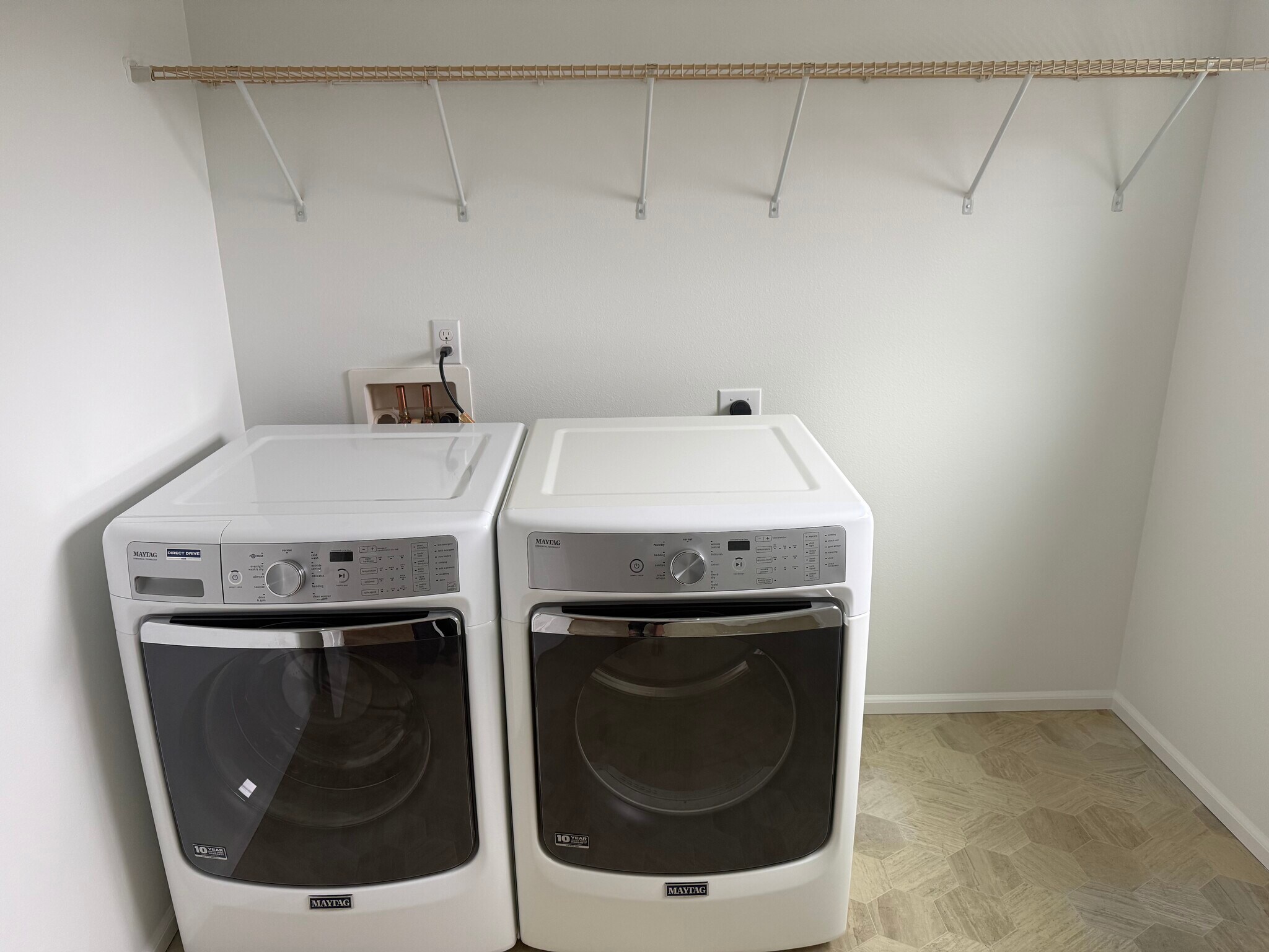 Building Photo - 2214 115th Dr SE