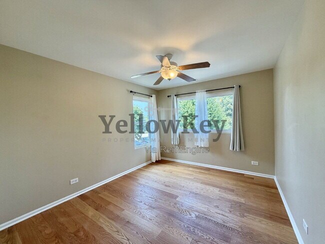Building Photo - 613 Greystone Ln
