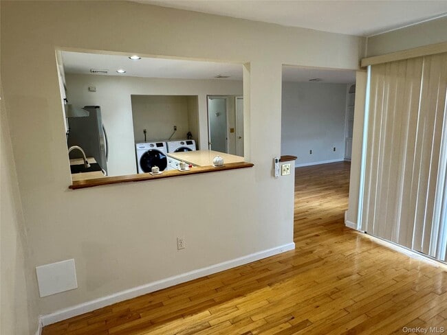 Building Photo - 6 Windsor Mews