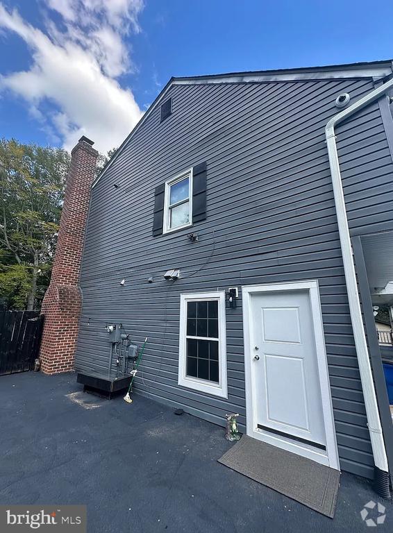 Building Photo - 119 Ivywood Dr
