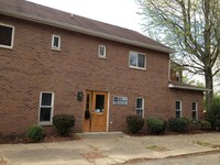 Building Photo - 109 8th St