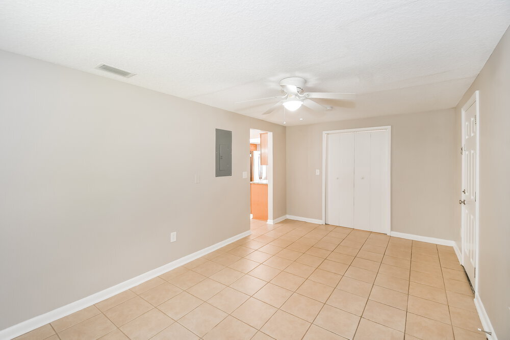 Building Photo - 2834 Tanglewood Blvd