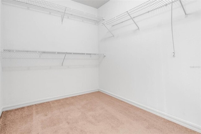 Building Photo - 408 Lake Suzanne Dr