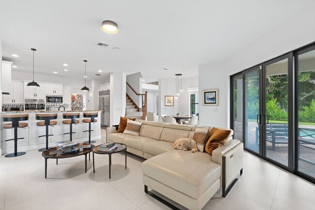 Building Photo - 9960 Bay Leaf Ct