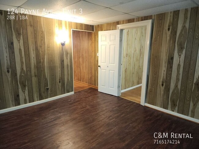 Building Photo - 124 Payne Ave