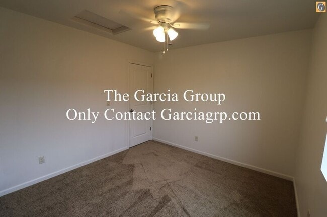 Building Photo - 1129 Lilac St