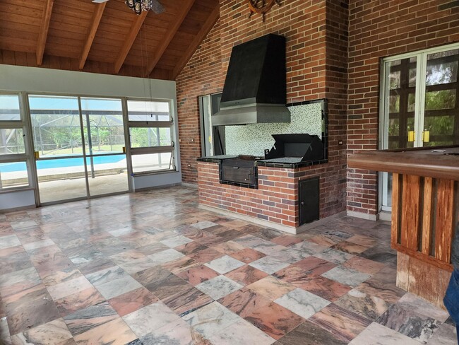 Building Photo - 4910 Ralls Dr