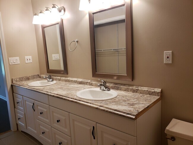 Building Photo - Northmeade Woods Subdivision