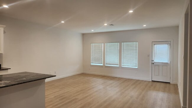 Building Photo - 1503 Native Reef Wy