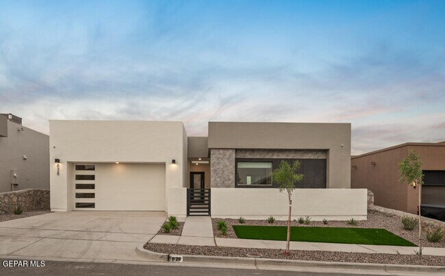 Building Photo - 828 Acton St