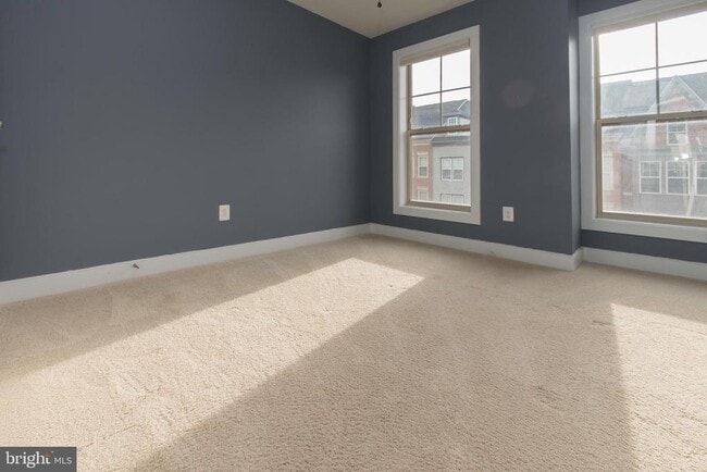 Building Photo - 408 Hendrix Ave