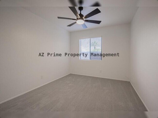 Building Photo - 7950 E Starlight Way