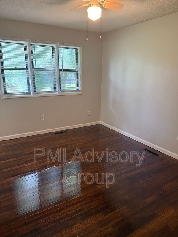 Building Photo - 6703 Greencastle Dr