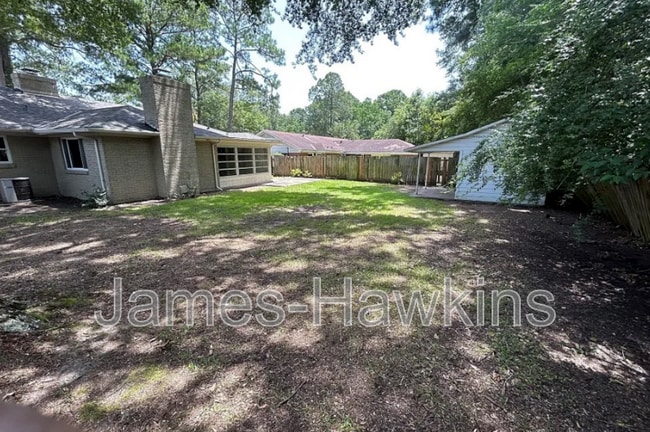 Building Photo - 3634 Cloverdale Rd
