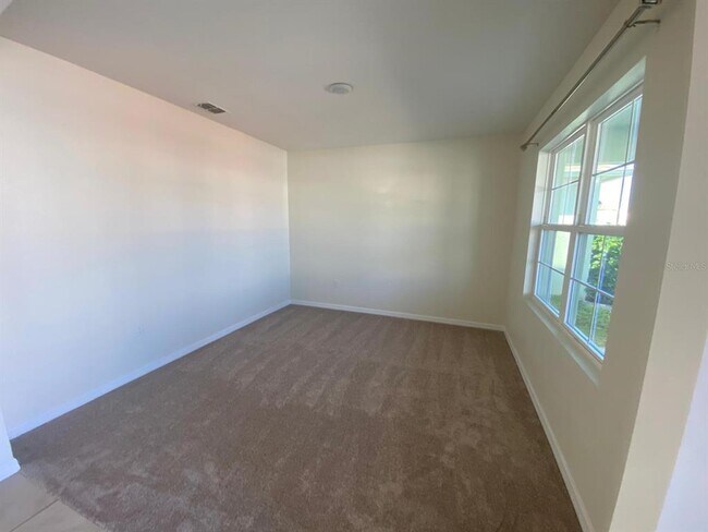 Building Photo - 4211 Looking Glass Pl