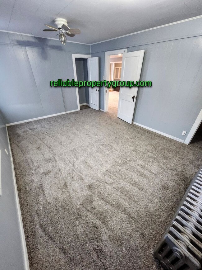 Building Photo - New Listing in Fort Wayne