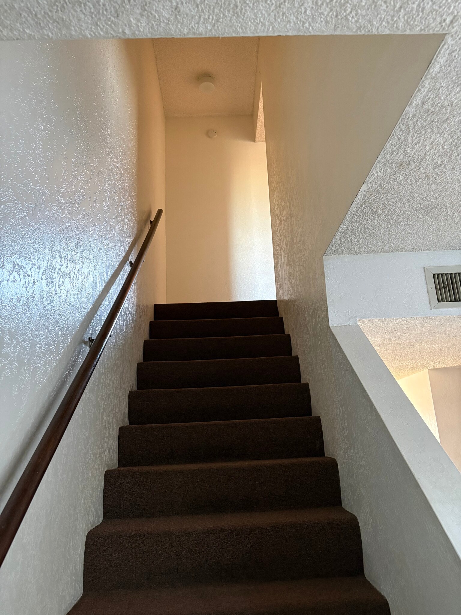 Building Photo - 433 Avenida Garza