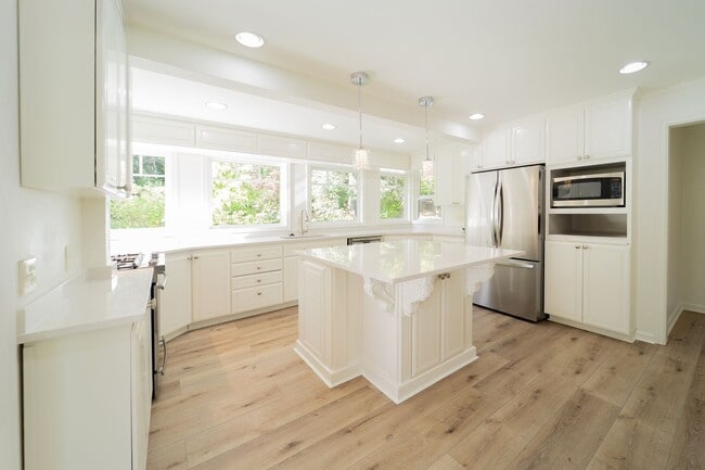 Building Photo - Gorgeous Hillsdale Home w/3 Decks, Picturesque Yard, Sauna, Garage & AC! Pets Welcome!