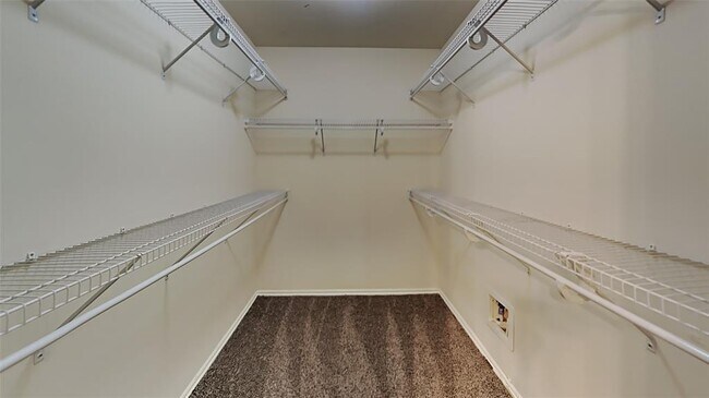 Building Photo - 2025 NW 176th Terrace