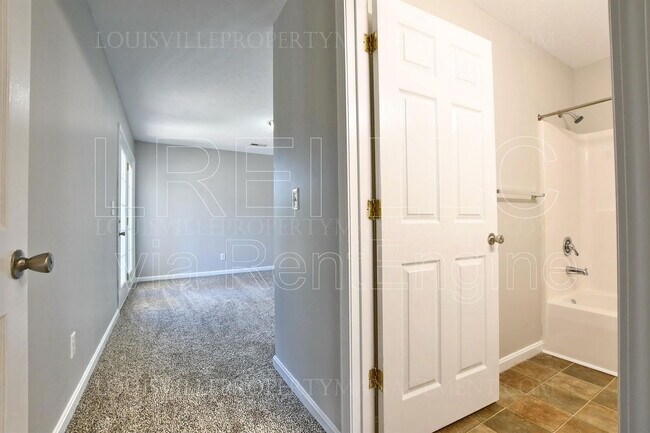 Building Photo - 300 Keeneland Dr