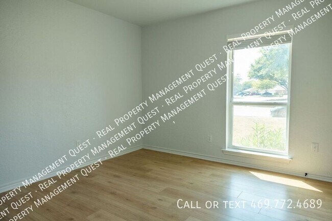 Building Photo - 1226 Mockingbird Ln