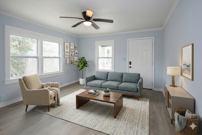 Building Photo - 911 Ray St