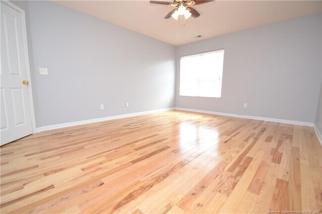 Building Photo - 2804 Thoreau Dr