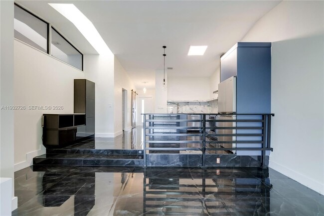 Building Photo - 14805 SW 74th Ln