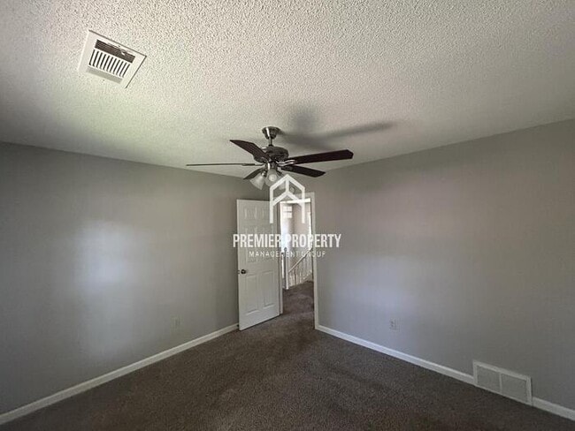 Building Photo - 7248 Germanshire Ln
