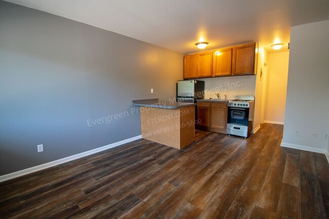 Building Photo - 500 Laporte Ave