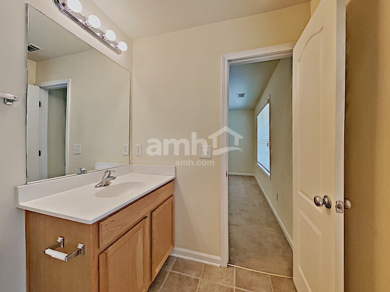 Building Photo - 3198 Cedar Glade Ln