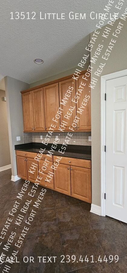 Building Photo - 13512 Little Gem Cir