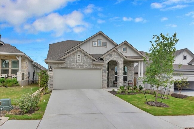 Building Photo - 5912 Sardinia Dr