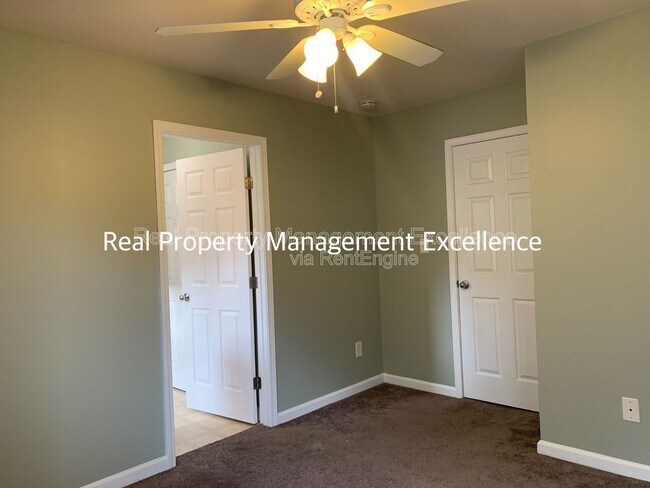 Building Photo - 3116 Guiding Light Rd