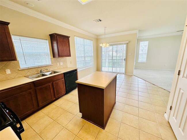 Building Photo - 16216 Castletroy Dr