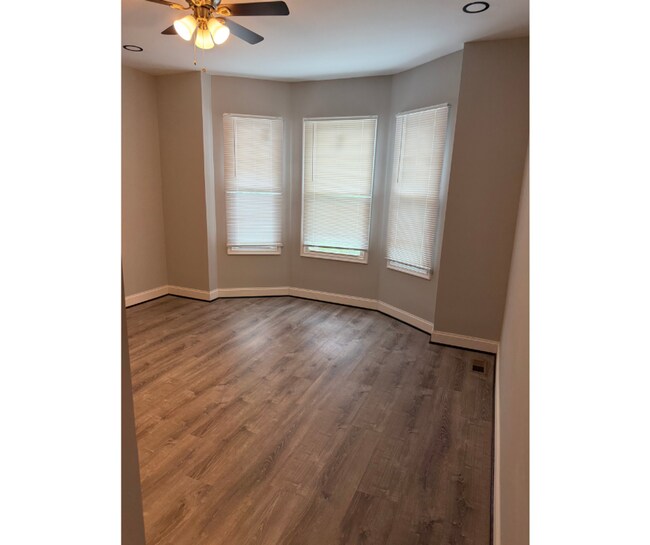 Building Photo - 615 N Rosedale-BC AVAILABLE $550 BC