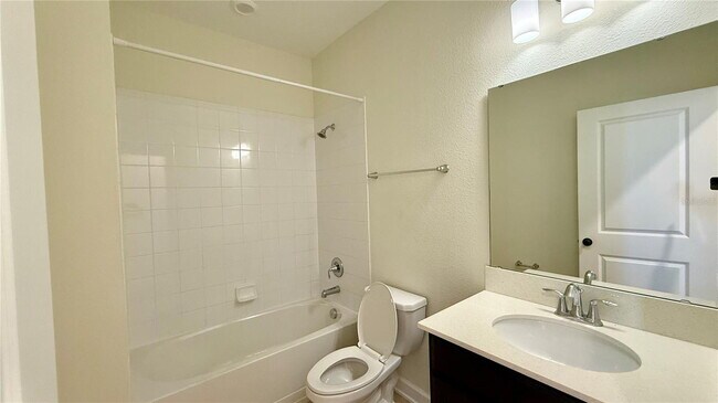 Building Photo - 8548 Zoeller Hills Dr